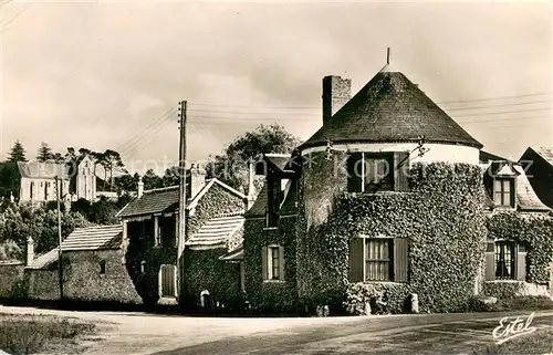 AK / Ansichtskarte Rochefort en Yvelines Eglise et la Tourelle Rochefort en Yvelines