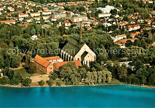 AK / Ansichtskarte Vadstena Klosterkyrkan Klosterkirche Fliegeraufnahme Vadstena