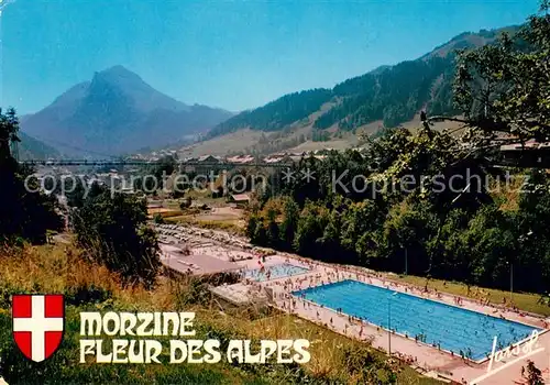 AK / Ansichtskarte Morzine Centre Nautique au fond la pointe de Nyon Alpes Francaises Morzine