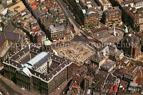 AK / Ansichtskarte Amsterdam_Niederlande Dam Koeniglicher Palast Nationaldenkmal Fliegeaufnahme Amsterdam_Niederlande
