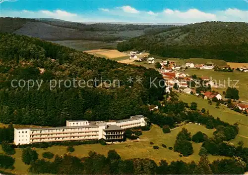 AK / Ansichtskarte Grasellenbach Heinrich Gluecklich Haus Kneipp  und Luftkurort Fliegeraufnahme Grasellenbach