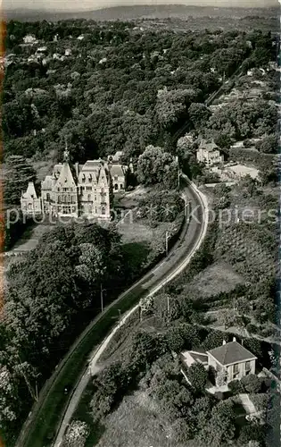 AK / Ansichtskarte Montmorency Vue generale aerienne Chateau du Duc de Dino Montmorency
