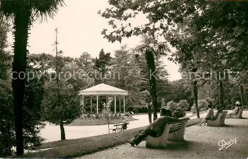 AK / Ansichtskarte Arcachon_33 La Place des Palmiers 