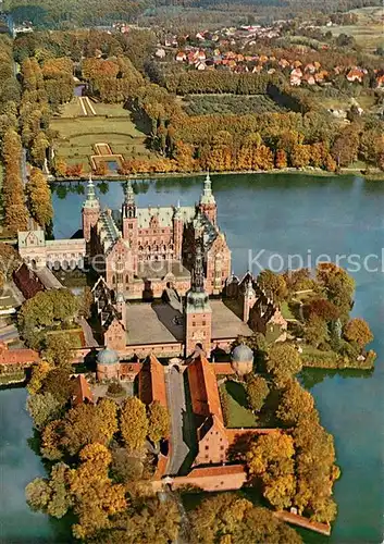 AK / Ansichtskarte Frederiksborg_Hollerod Fliegeraufnahme mit Schloss 