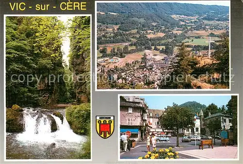 AK / Ansichtskarte Vic sur Cere Station verte de vacances Le Pas de Cere La place de la mairie Vue generale de la ville Vic sur Cere