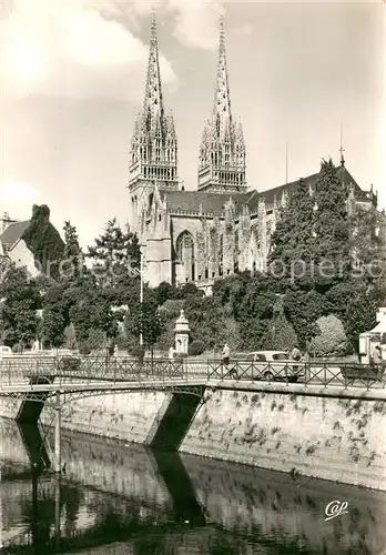 AK / Ansichtskarte Quimper La Cathedrale Quimper