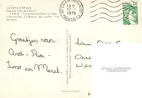 AK / Ansichtskarte Calais_62 Ferry boat doublant la jetee l Hovercraft Bassin des yachts vue aerienne 