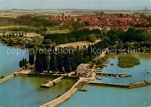 AK / Ansichtskarte Estavayer le Lac En vol au dessus de l Hotel du Lac Port Estavayer le Lac