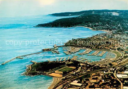 AK / Ansichtskarte Antibes_Alpes_Maritimes Vue aerienne sur le port Antibes_Alpes_Maritimes