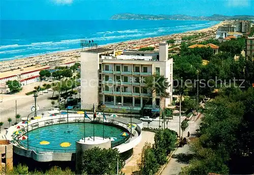 AK / Ansichtskarte Riccione Panorama Hotel Swimming Pool Strand Riccione