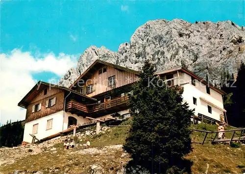 AK / Ansichtskarte Nesselwaengle_Tirol Gimpelhaus mit Hochwiesler Tannheimer Berge Nesselwaengle_Tirol