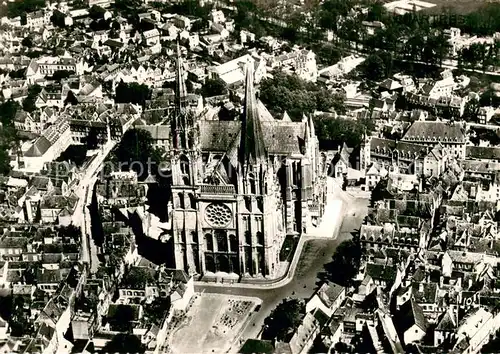 AK / Ansichtskarte Chartres_28 Vue aerienne sur la Cathedrale 