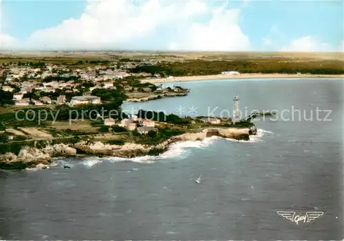 AK / Ansichtskarte Saint Georges de Didonne Vue aerienne de la cote le phare et les rochers Saint Georges de Didonne