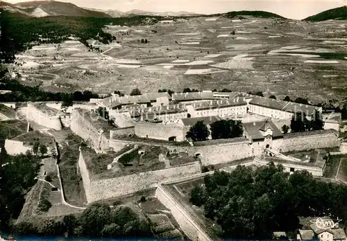 AK / Ansichtskarte Mont Louis_Montagne La Citadelle et le Four solaire Vue aerienne 