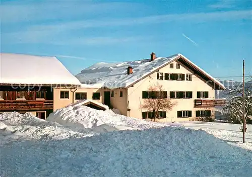 AK / Ansichtskarte Niedersonthofen Jugendberghaus im Winter Niedersonthofen
