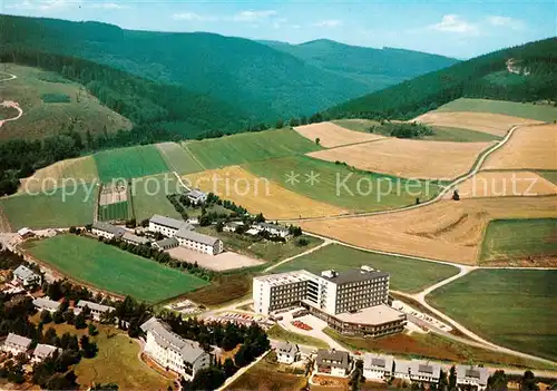 AK / Ansichtskarte Willingen_Sauerland Kurklinik Hochsauerland Fliegeraufnahme Willingen_Sauerland