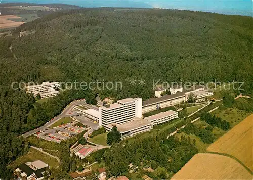 AK / Ansichtskarte Hoexter_Weser Weserbergland Klinik Fliegeraufnahme Hoexter Weser