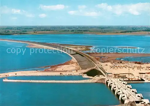 AK / Ansichtskarte Vollerwiek Eiderabdaemmung zwischen Hundeknoell Dithmarschen und Vollerwiek Eiderstedt Fliegeraufnahme Vollerwiek