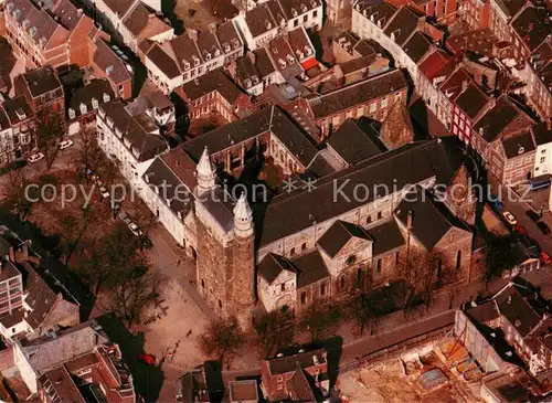AK / Ansichtskarte Maastricht O.L. Vrouwe Basiliek luchtopname Maastricht