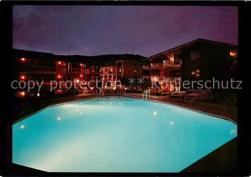 AK / Ansichtskarte Garda_Lago_di_Garda Appartaments Hotel Villa Rosa mit Pool bei Nacht Garda_Lago_di_Garda