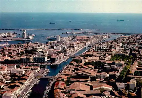 AK / Ansichtskarte Sete_Cette Vue aerienne de la station qui setale le long du canal reliant le bassin de Thau a la mer 
