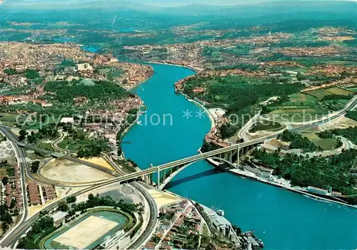 AK / Ansichtskarte Porto_Portugal Ponte da Arrabida e rio Douro vista aerea Porto Portugal