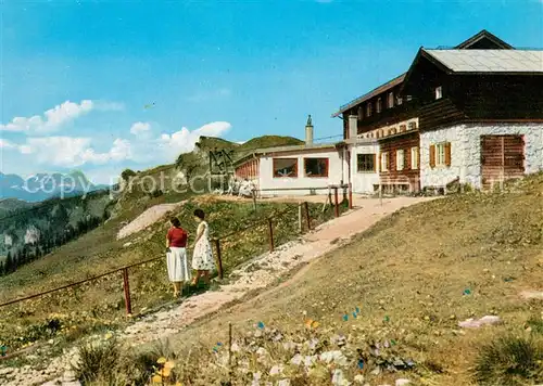 AK / Ansichtskarte Brauneck Gipfelhaus mit Zugspitzblick Brauneck Gipfelhaus