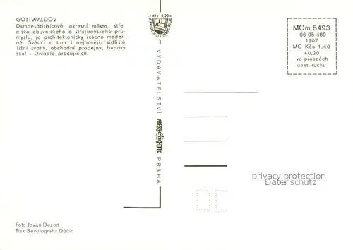 AK / Ansichtskarte Gottwaldov_Tschechien Stadtpanorama Gebaeude Blumenbeet Denkmal Gottwaldov Tschechien