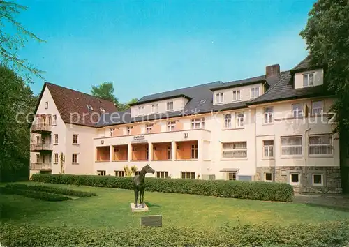 AK / Ansichtskarte Bad_Pyrmont Ostheim Pferdestatue Bad_Pyrmont