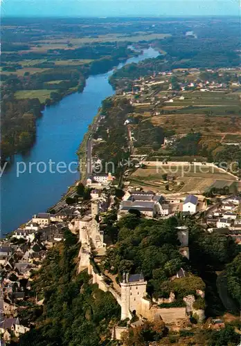 AK / Ansichtskarte Chinon_Indre_et_Loire Le chateau et la Vienne Vue aerienne Chinon_Indre_et_Loire
