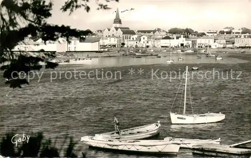 AK / Ansichtskarte Saint Gilles sur Vie_Vendee Entree du Port Saint Gilles sur Vie