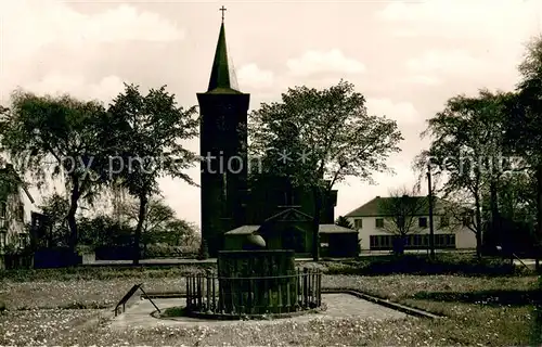 AK / Ansichtskarte Hoesel Ev Kirche mit Kindergarten Hoesel