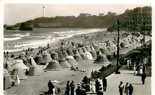 AK / Ansichtskarte Biarritz_Pyrenees_Atlantiques La grande plage Biarritz_Pyrenees