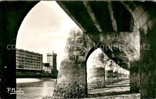 AK / Ansichtskarte Les_Sables d_Olonne La Tour d Arundel Les_Sables d_Olonne