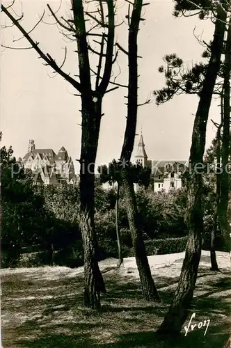 AK / Ansichtskarte Le_Touquet Paris Plage Hotel de Ville Eglise vus a travers les pins Le_Touquet Paris Plage