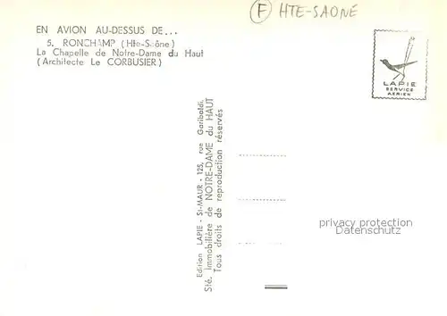 AK / Ansichtskarte Ronchamp_Haute_Saone Chapelle de Notre Dame du Haut Architecte Le Corbusier vue aerienne Ronchamp_Haute_Saone