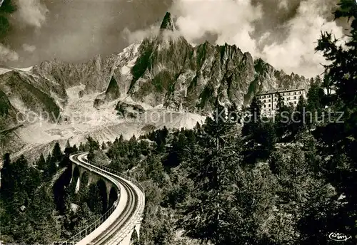 AK / Ansichtskarte Chamonix Mer de Glace le Dru et l hotel Chamonix