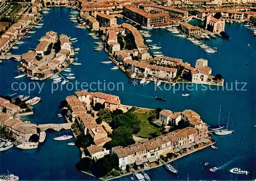 AK / Ansichtskarte Port_Grimaud Vue aerienne Port Grimaud