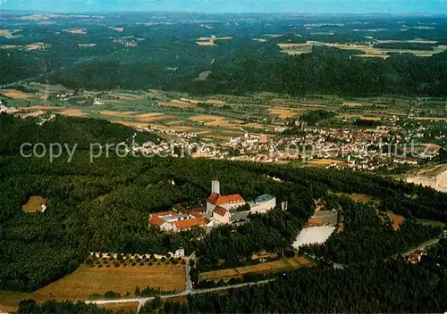 AK / Ansichtskarte Ebermannstadt Fliegeraufnahme mit Burg Feuerstein Ebermannstadt