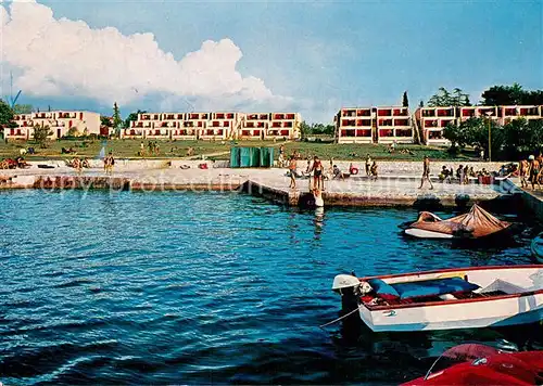AK / Ansichtskarte Porec Strand Hotels Bootsliegeplatz Porec