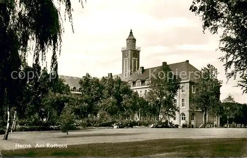 AK / Ansichtskarte Herne_Westfalen Parkanlagen am Rathaus Herne_Westfalen