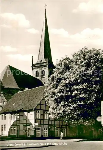 AK / Ansichtskarte Unna Fachwerkhaus mit Stadtkirche Kastanienbaum Unna