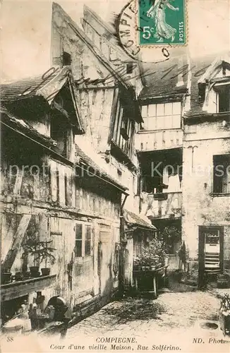 AK / Ansichtskarte Compiegne_60 Cour d une vieille maison Rue Solferino 