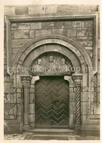 AK / Ansichtskarte Hildesheim St Godehardskirche Portal am noerdl Querschiff mit Stuckrelief Hildesheim