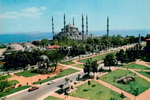 AK / Ansichtskarte Istanbul_Constantinopel Blue Mosque and the park Istanbul Istanbul_Constantinopel