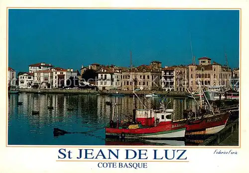 AK / Ansichtskarte Saint Jean de Luz Le port et la Maison de l Infante Saint Jean de Luz
