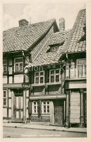 AK / Ansichtskarte Wernigerode_Harz Das kleinste Haus in der Altstadt Wernigerode Harz