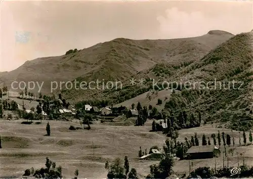 AK / Ansichtskarte Auvergne_Region Le Plomb du Cantal Montagne Auvergne Region