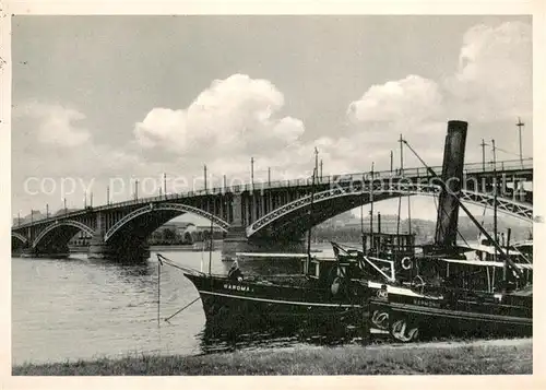 AK / Ansichtskarte Mainz_Rhein Rheinpartie an der Strassenbruecke Mainz Rhein