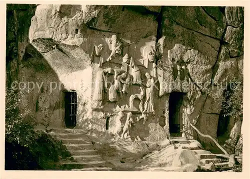 AK / Ansichtskarte Horn Bad_Meinberg Externsteine Teutoburger Wald Kreuzabnahme und Eingang zur Felsgrotte Horn Bad_Meinberg